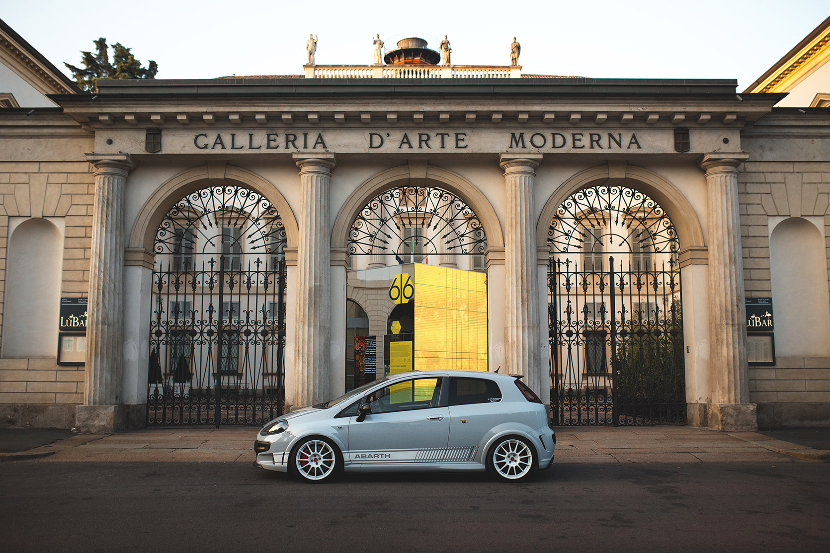 A Punto Evo Abarth Esseesse in front of Galleria d'Arte Moderna in Milano
