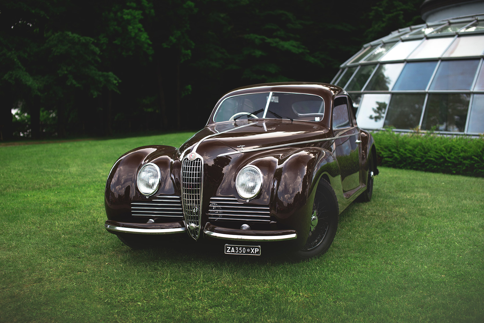 An Alfa Romeo 6C 2500 Sport at Concorso d'Eleganza Villa d'Este