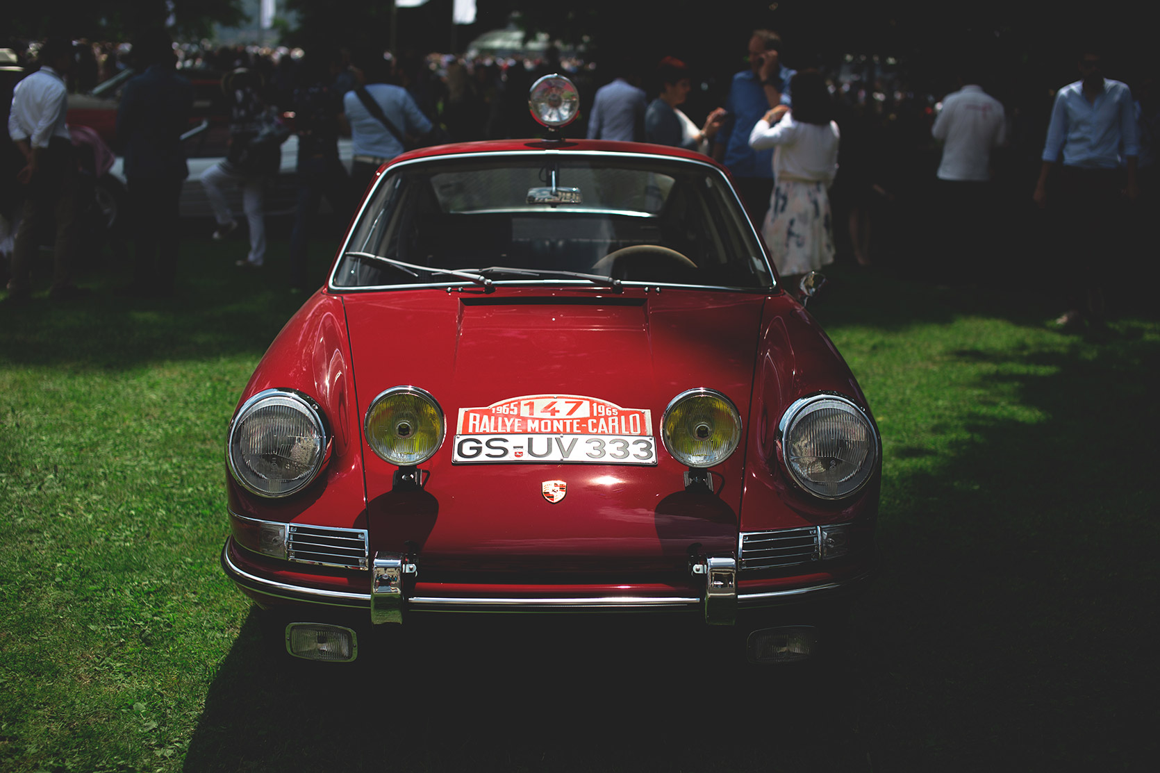 A 1964 Porsche 911 at Concorso d'Eleganza Villa d'Este