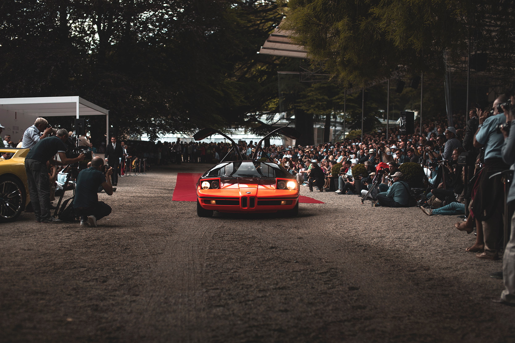 A BMW M1 left the red carpet parade at Concorso d'Eleganza Villa d'Este in Cernobbio