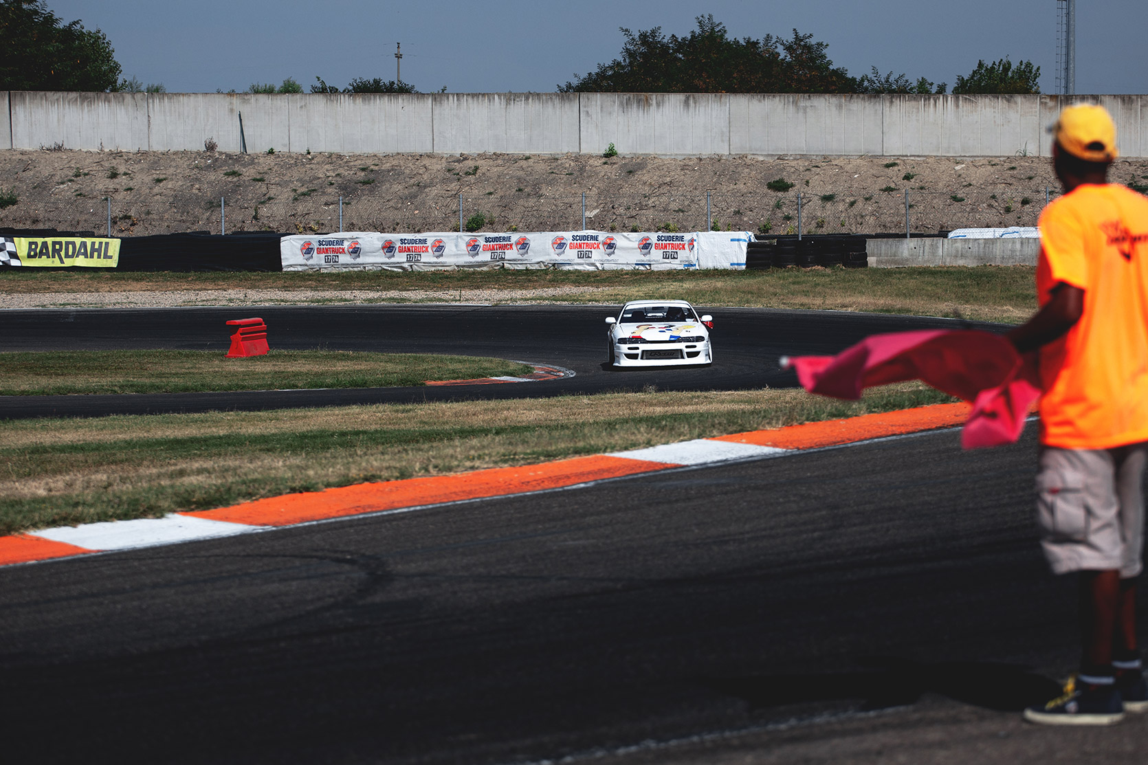 Rizphel finishing the drift session at Castelletto Circuit di Branduzzo