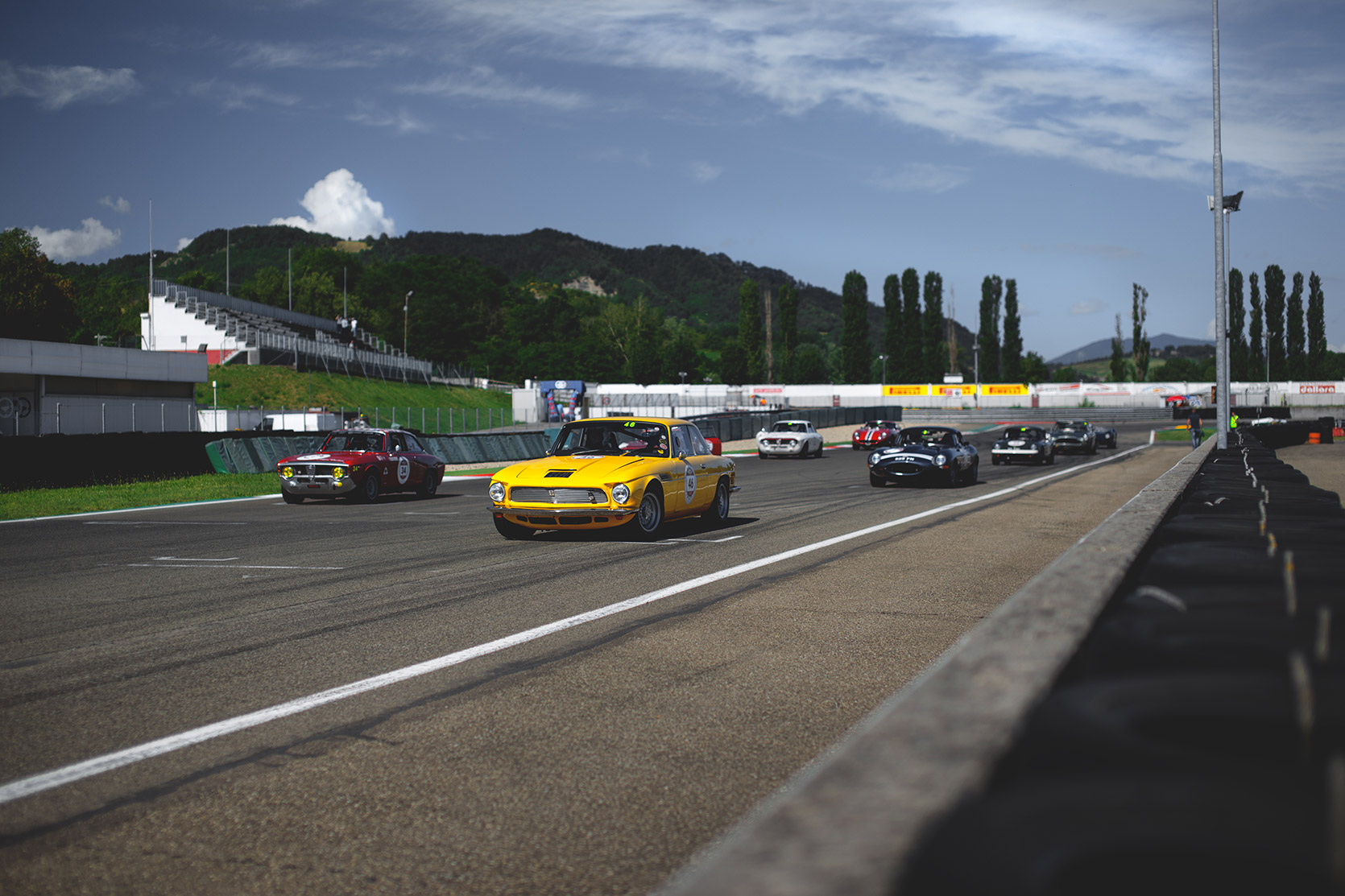 Starting grid in Autodromo Varano De Melegari at Modena 100 Ore