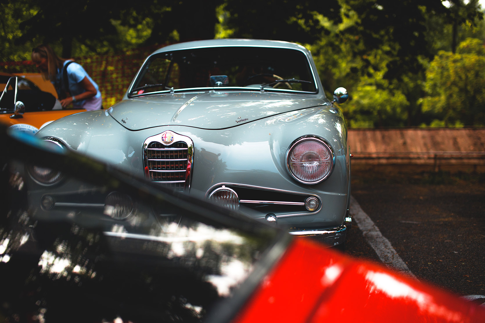 An Alfa Romeo 1900c Sprint Touring behind an Abarth at Vernasca Silver Flag